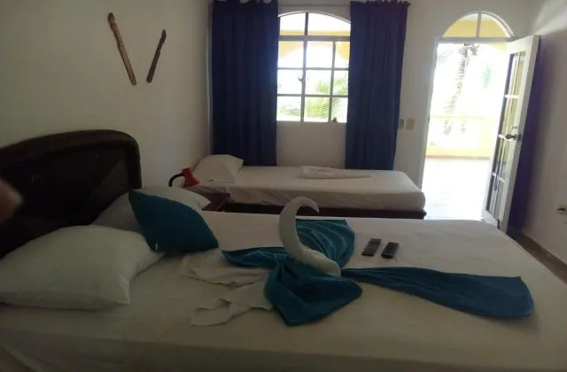 Hotel El Viejo Pirata Boca de Yuma room